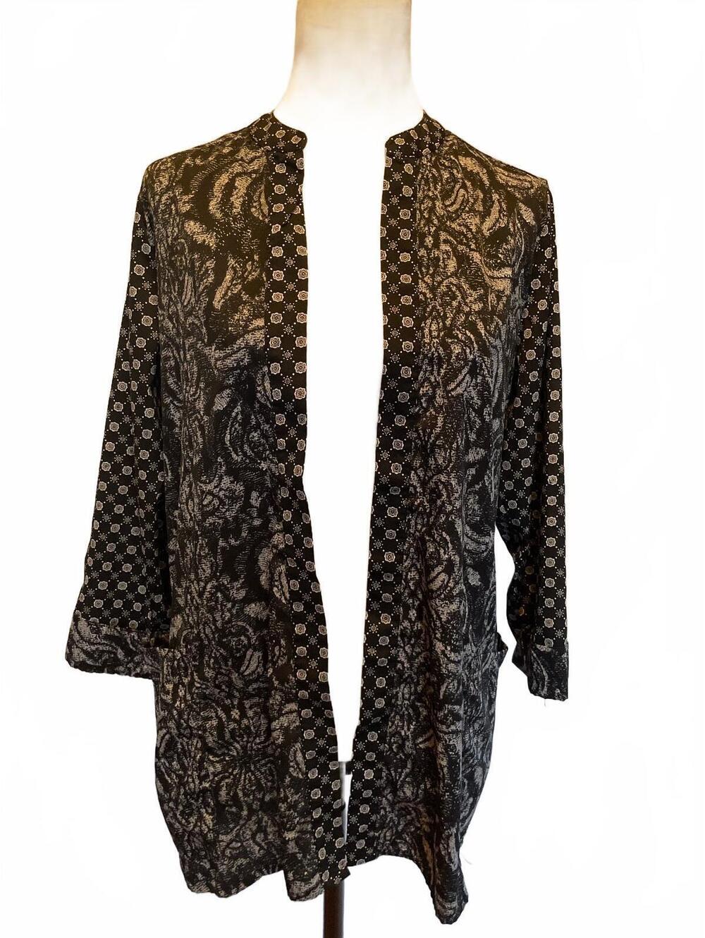 H&M Black White Kimono Cardigan Open Front Lightweight Boho Layering Size 8